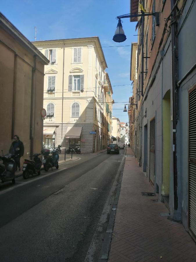 Casa Nives Apartment Imperia Exterior foto